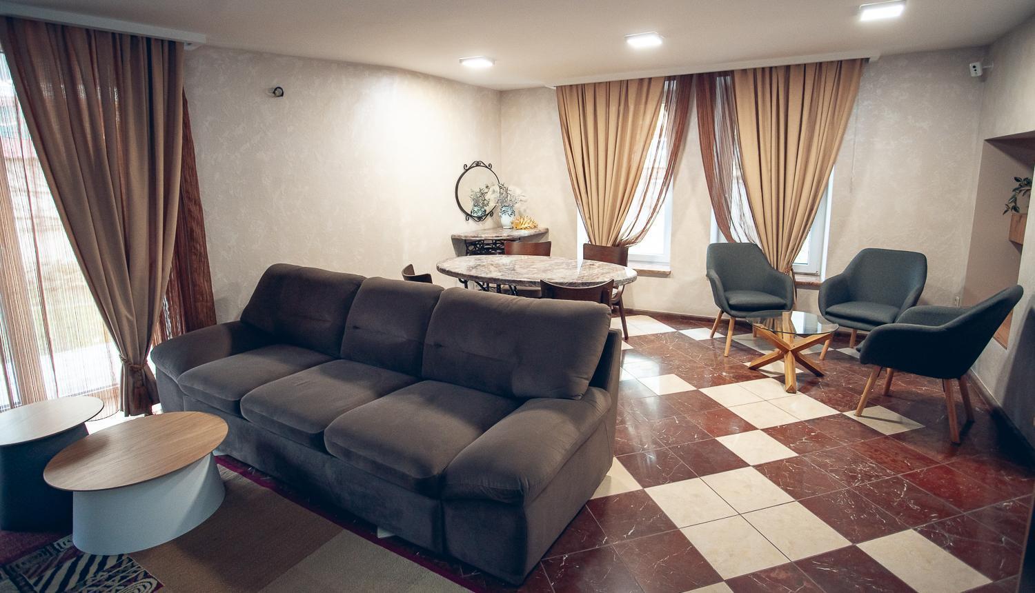 Apart4You Hotel Кишинёв Экстерьер фото